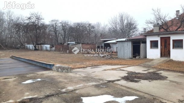 1384 nm-es telek eladó Hernád