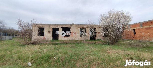 1395 nm-es telek eladó Nagykáta