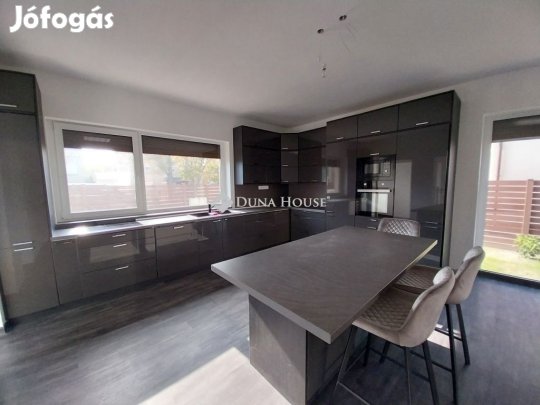 139 nm-es ház eladó Szeged