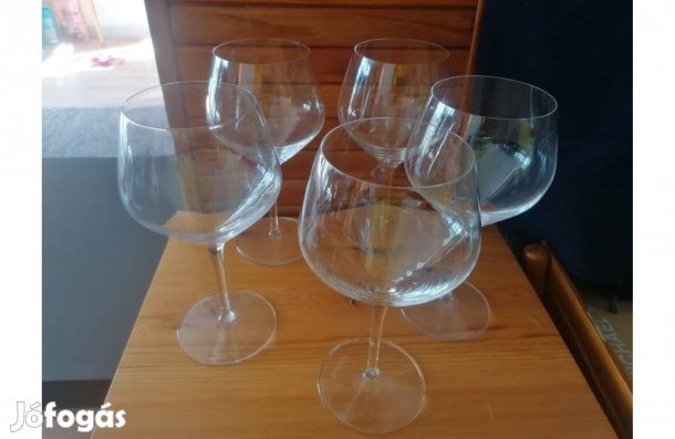 13 db különleges talpas pohár eladó!