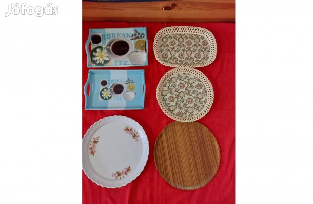 13 db tálca, egyben eladó