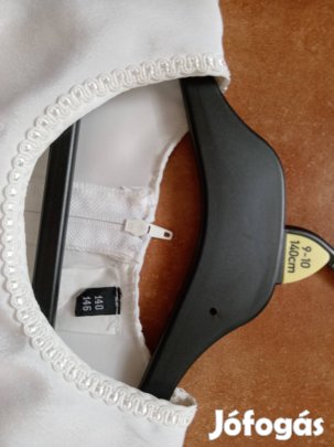 140-146-os lány első áldozó ruha 