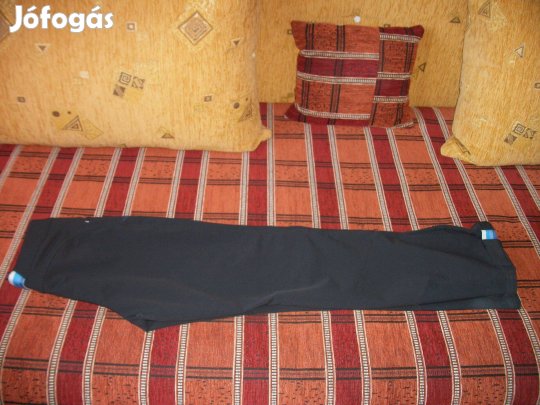 140 - cm-s méretű kiránduló nadrág