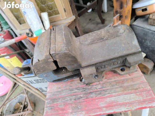 140-es öntvény satu