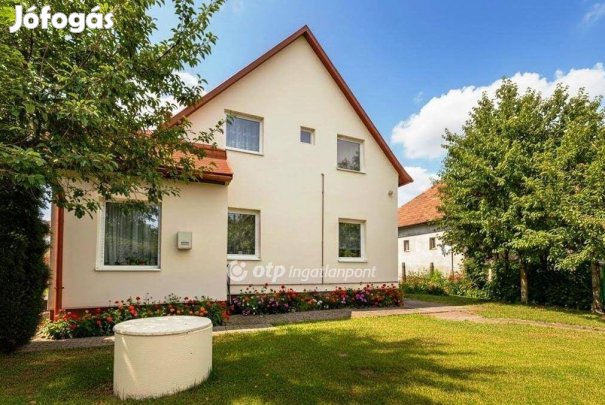 140 nm-es ház eladó Érd #5138277