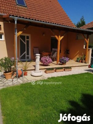 140 nm-es ház eladó Harkány