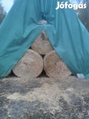 140x120-as körbála szalma eladó