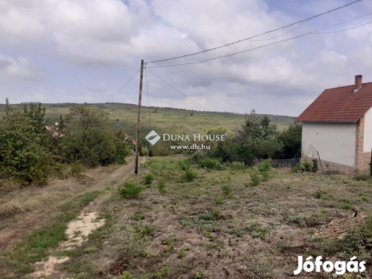 1431 nm-es telek eladó Pákozd