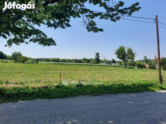 1450 nm-es telek eladó Iregszemcse