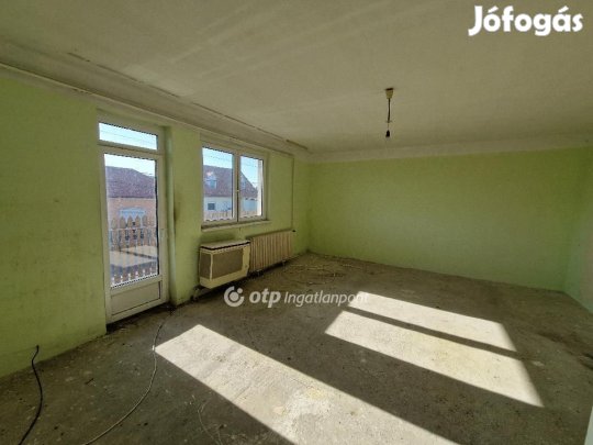 145 nm-es ház eladó Nagykálló