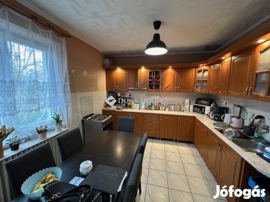 145 nm-es ház eladó Sárbogárd