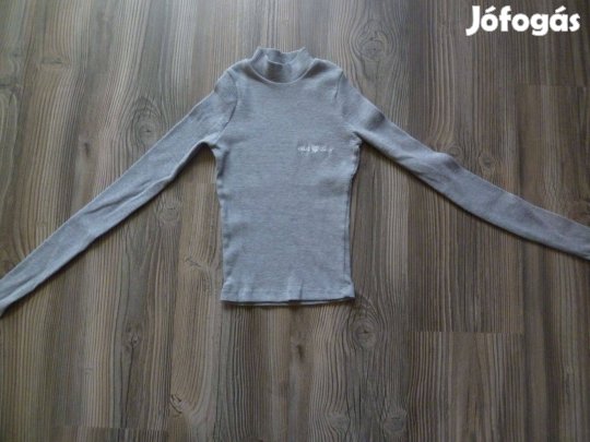146/152-es kislány felső