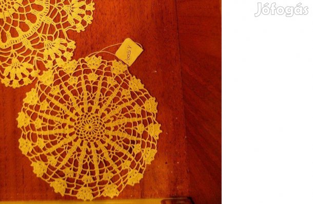 14 cm.-es sarkadi kézi csipke eladó