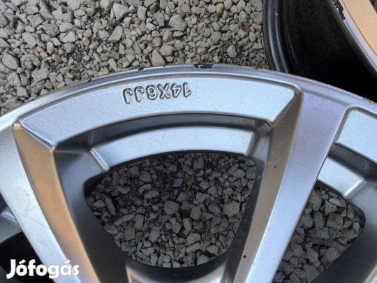 14 colos alifelni eladó