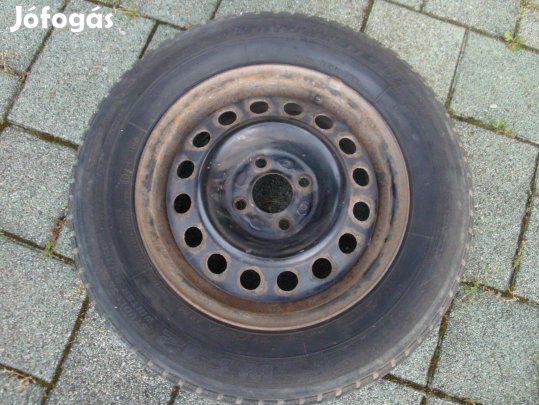 14-es acélfelni Bridgestone téli gumival, 185/70 R14