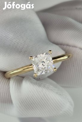 14 karátos szoliter aranygyűrű 0,96 karátos természetes gyémánttal