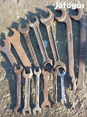 14db régi króm vandánium villáskulcs egyben