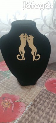 14k goldplated puma mintás nagy mutatós alkalmi fülbevaló 