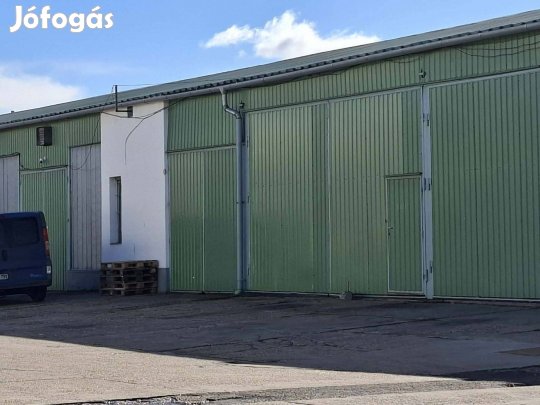 150 m2 raktár/műhely nagy dupla szárnyas ajtókkal