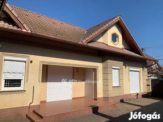 150 nm-es ház eladó Jászberény