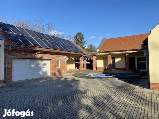 150 nm-es ház eladó Nagykozár