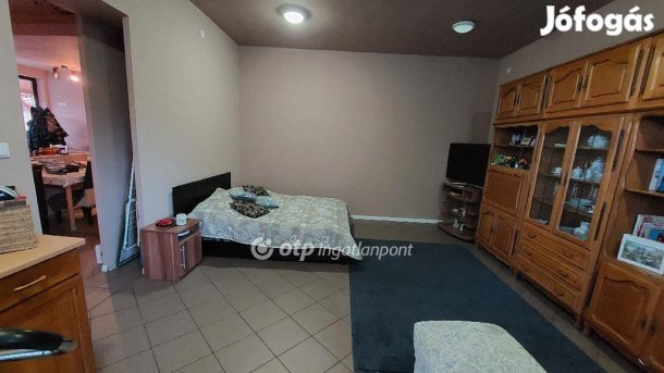 150 nm-es ház eladó Tarjánpuszta