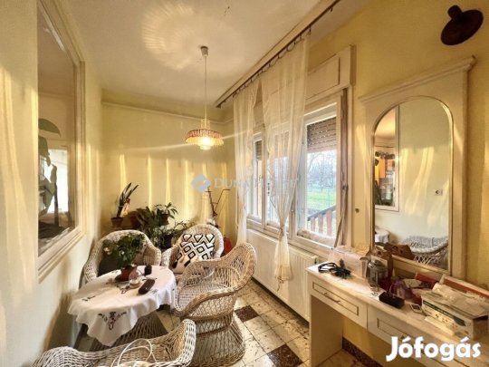 156 nm-es ház eladó Veszprém