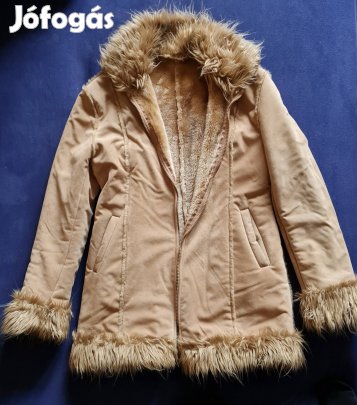 158-164-es használt állapotú, hosszított fazonú télikabát / bunda