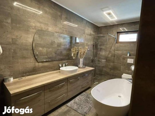 159 m-es családi ház nagy telekkel, külön melléképülettel Nyírteleken