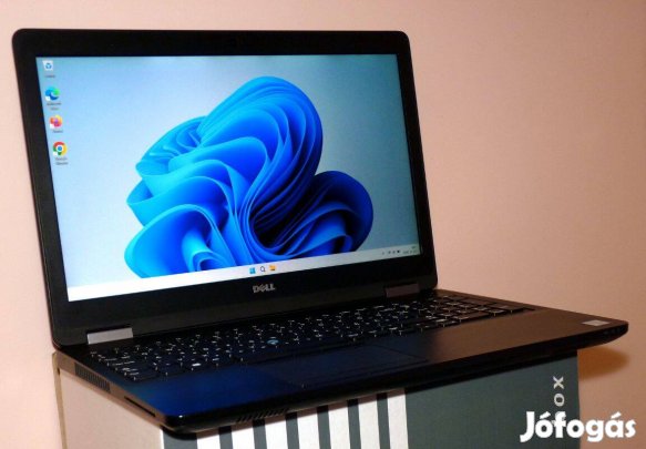 15.6" Dell laptop 1 év jótállással (E5570)
