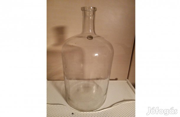 15 literes antik üvegpalack , pincedekoráció