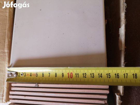 15x15cm tojáshéj és fehér színű fali csempe 