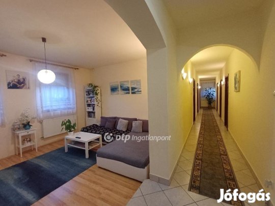 160 nm-es ház eladó Szigetszentmiklós