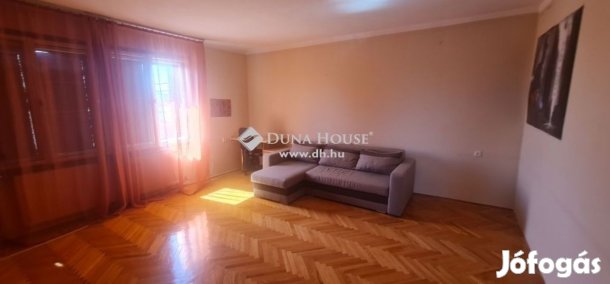 160 nm-es ház eladó Vecsés