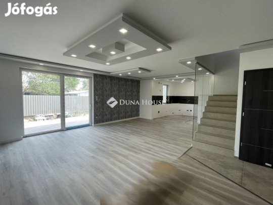 163 nm-es ház eladó Vecsés