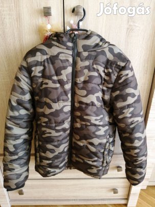164 fiú terepmintás téli kabát