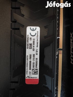 16 GB Kingston Hyperx Predator DDR4 HX430C15PB3K2/16