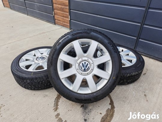 16" 5x112 VW gyári alufelni szett téligumikkal!