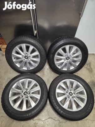 16" Seat alufelni 5x112 215/60 r16 téli gumival 