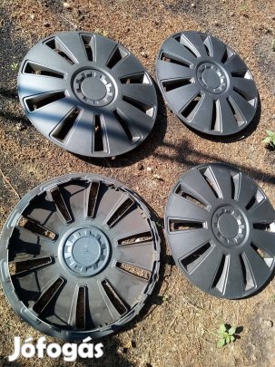 16" Versaco dísztácsa 1500 Ft/db