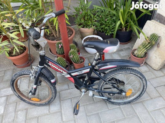 16-os gyerekbicikli eladó