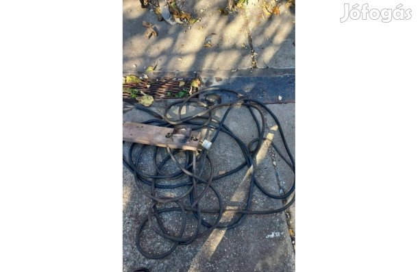 16m s 3eres hosszabbító gumi kábel kapcsolóval vílásdsdugó val Eladó
