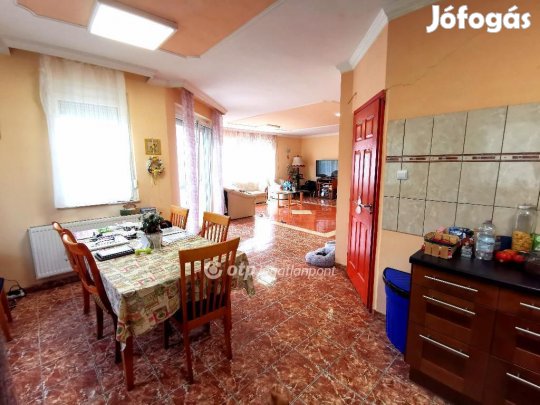 170 nm-es ház eladó Szigetszentmárton