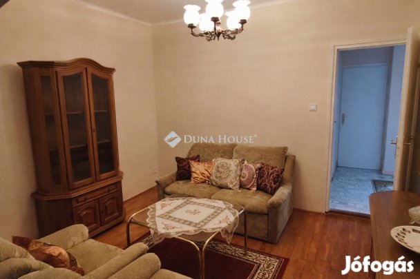 170 nm-es ház kiadó Pécs