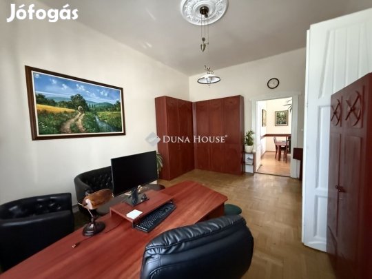 172 nm-es lakás eladó Székesfehérvár