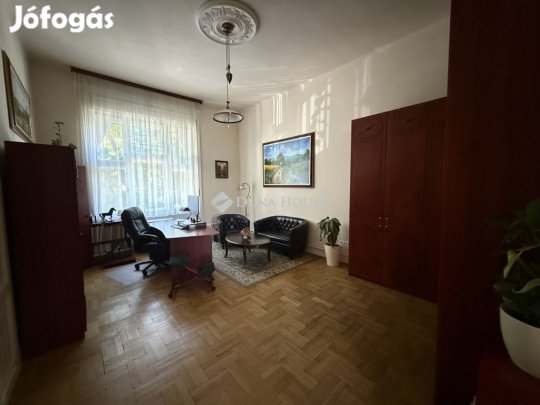 172m2 , Belvárosi lakás