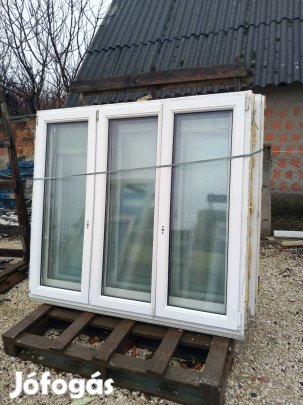 173x150 cm bukó-nyíló műanyag ablakok
