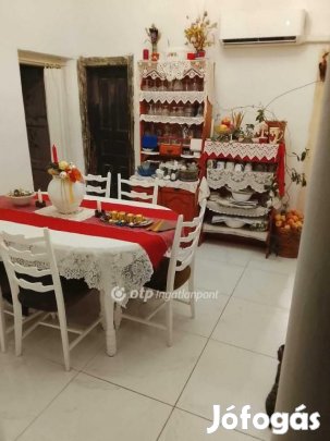 176 nm-es ház eladó Barcs