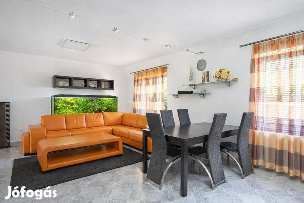 176 nm-es ház eladó Gárdony