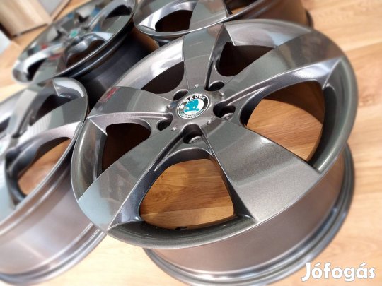 17" Skoda Octavia (Pegasus) gyári alufelni garnitúra